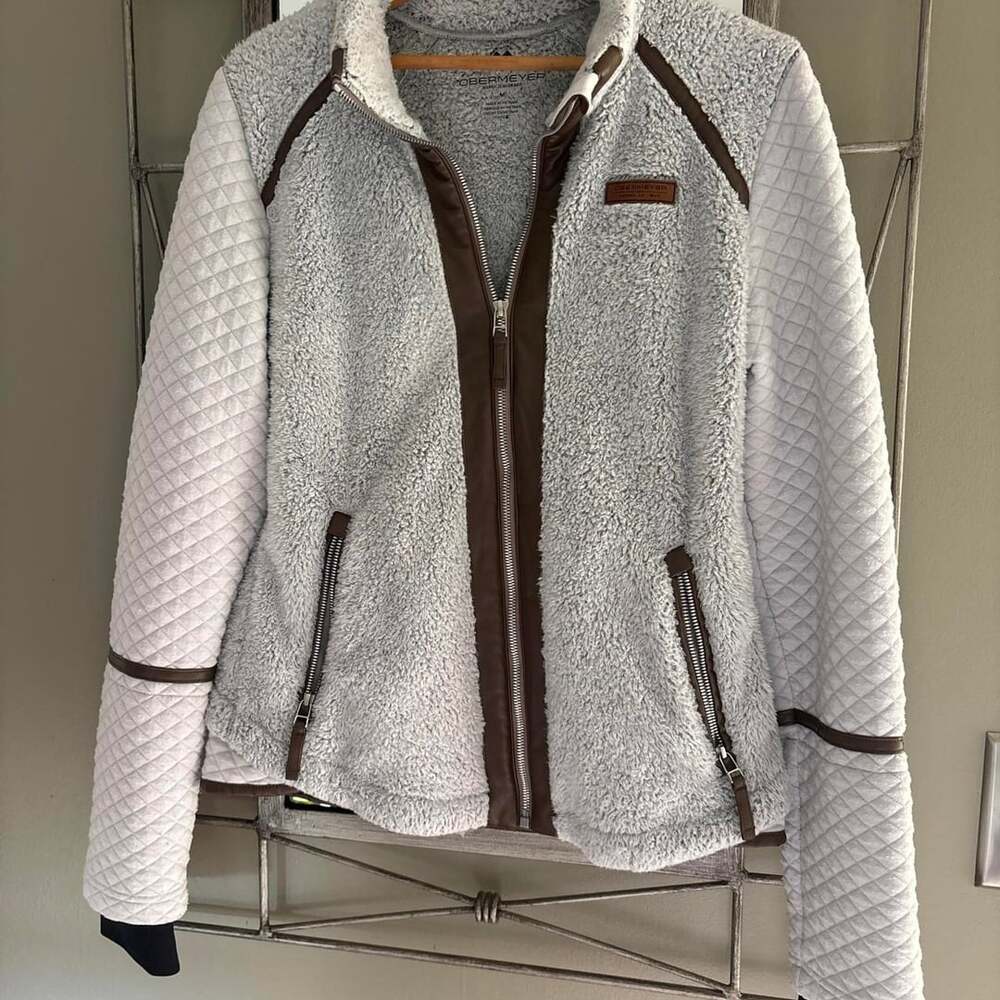 Obermeyer Fleece Jacket Size M White Sherpa Quilted Sleeves